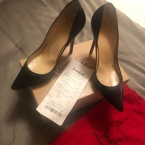 Christian Louboutin Apostrophy Pump (Authentic)